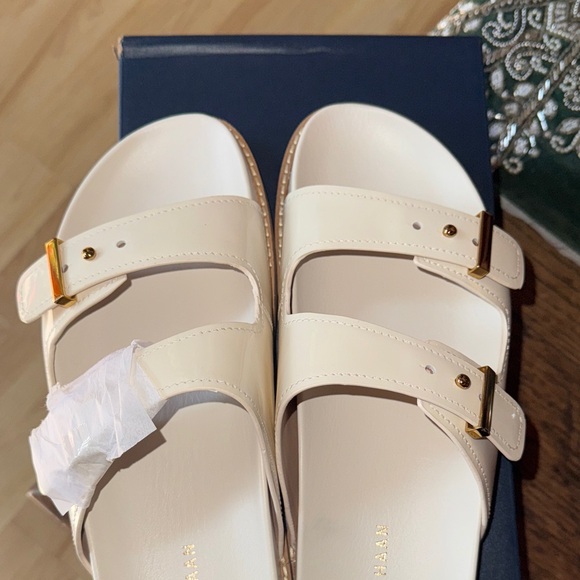 Cole Haan NEW NIB Beige Slide Sandals with Gold Buckles Marisol patent - Picture 4 of 8